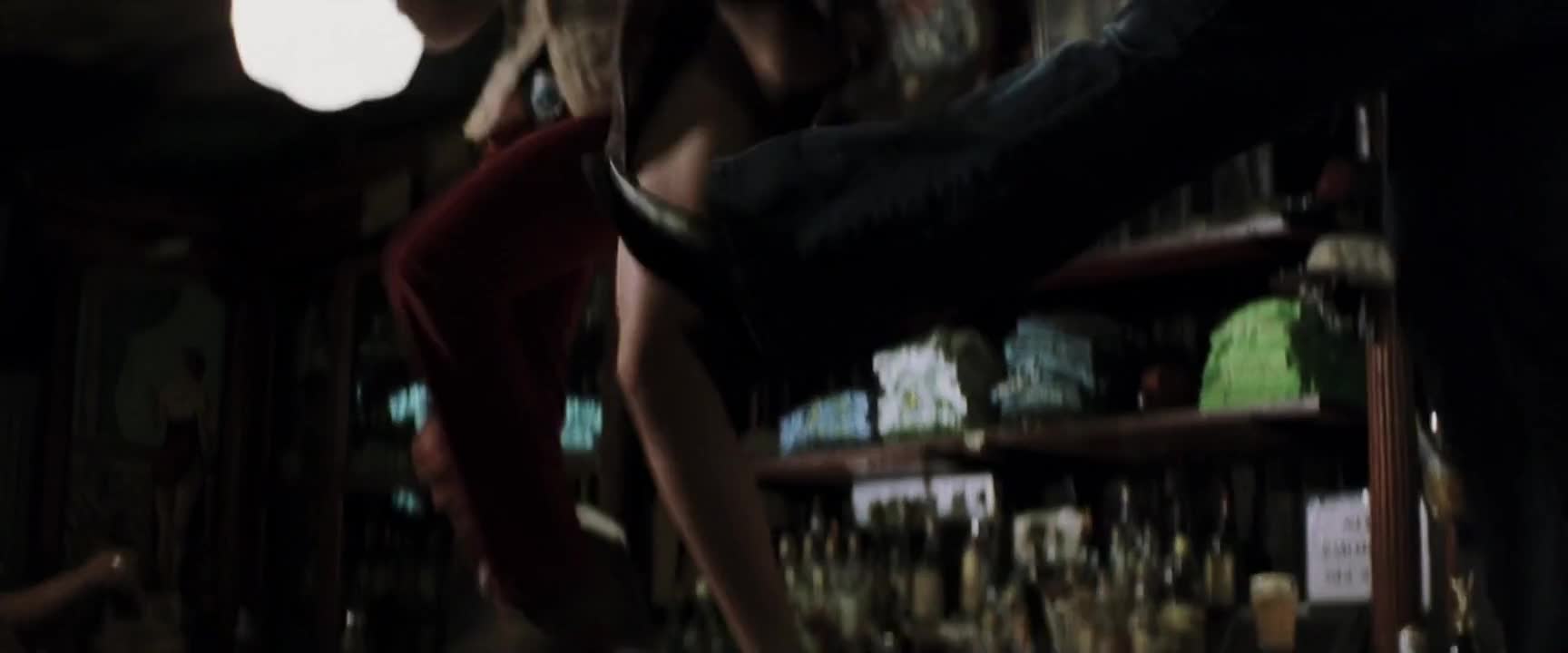 Tajemná řeka 2003 CZ dabing HD mp4