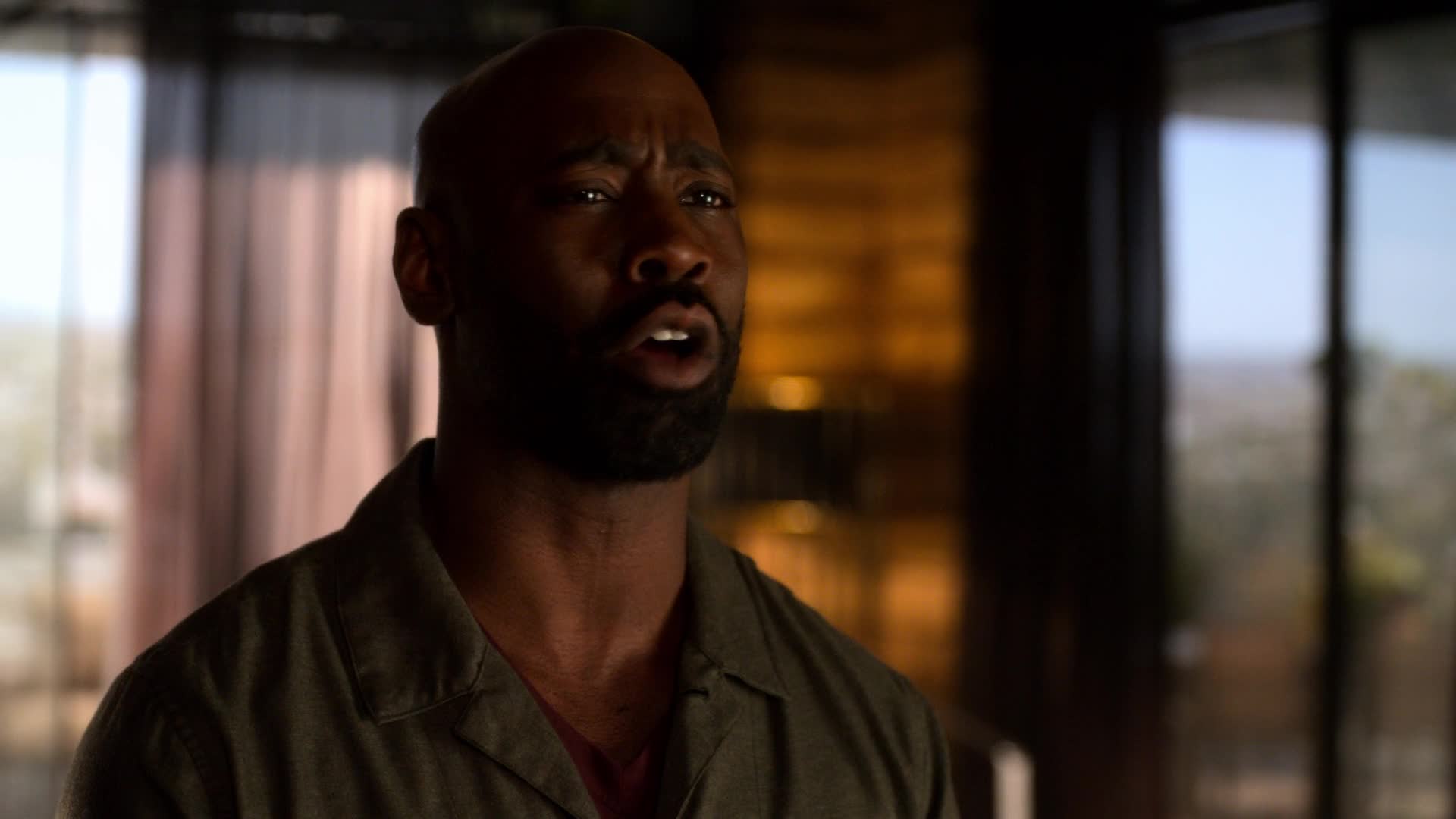 Lucifer S04E02 CZ dabing HD mkv