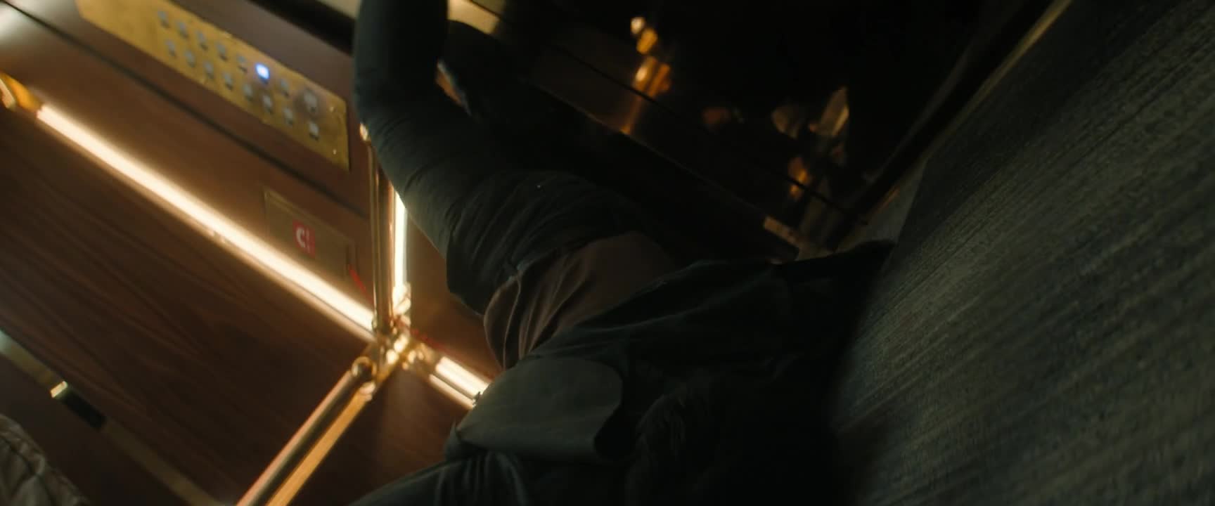 Nikdo 2 2025 CZ dabing mp4