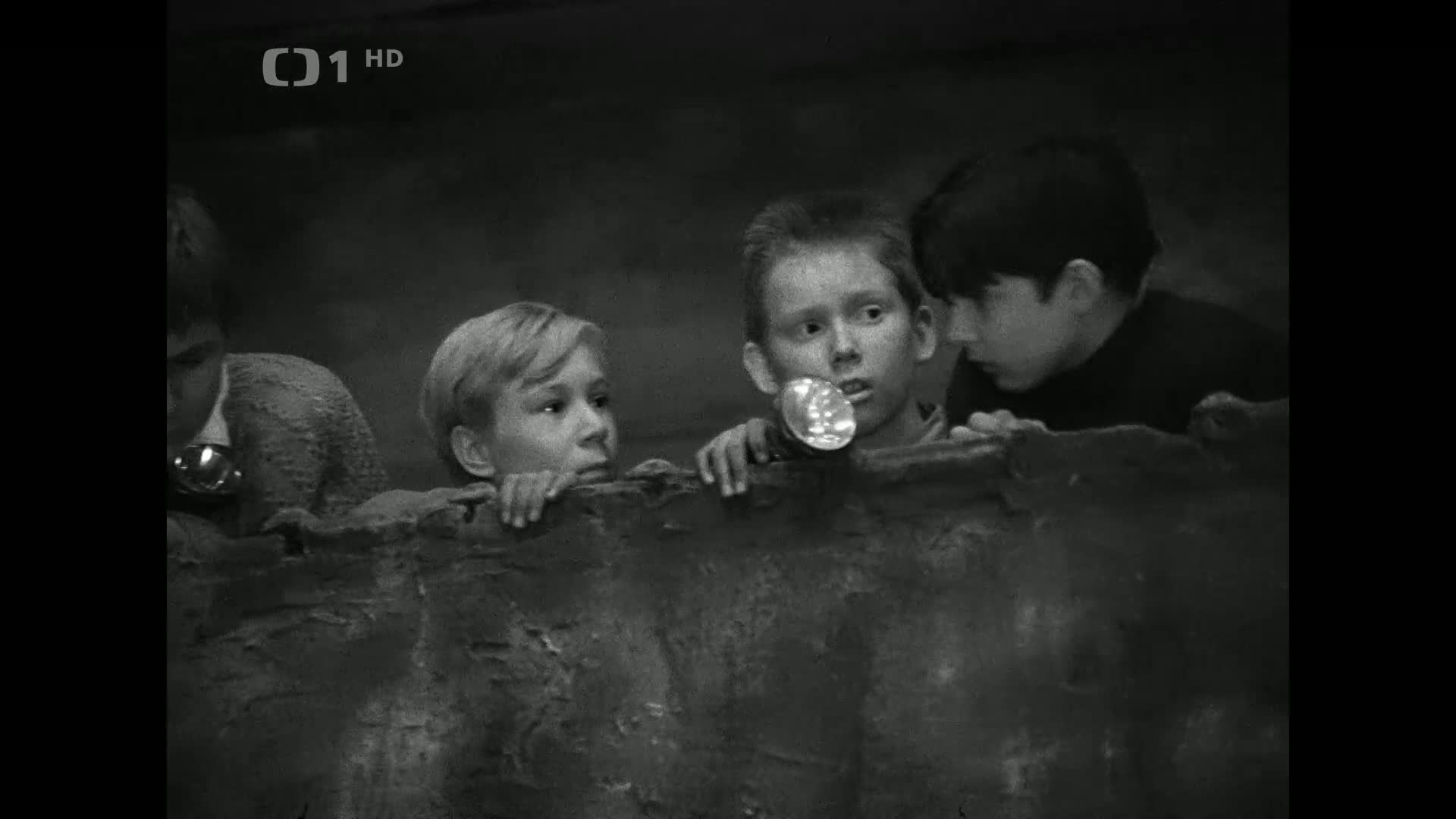 Rychlé šípy   Záhada hlavolamu {1969} dobrodružný 5 díl 1080p mkv