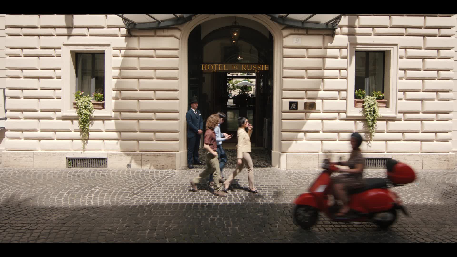 Emily in Paris S05E02 Musi to byt ta prava CZ dabing HD mkv