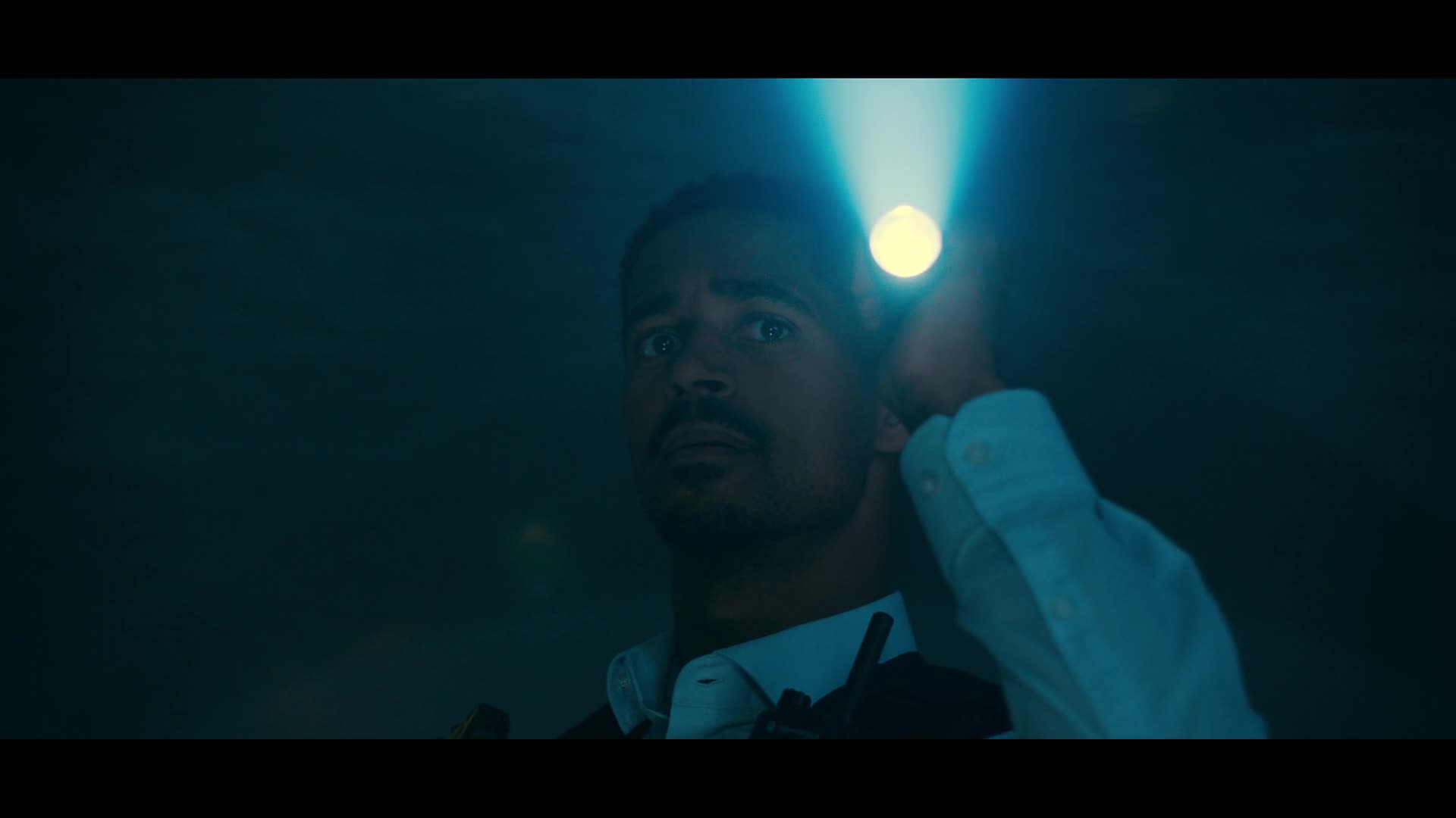 Na útěku S01E08 {2026} drama, mysteriózní AAC 5 1 1080p CZ dabing mkv