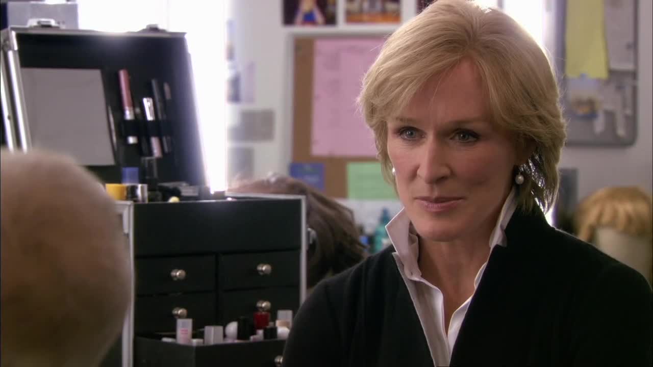 Patty Hewes nebezpečná advokátka S01E07 13 2007 CZ dab 720p Nejsme p mp4