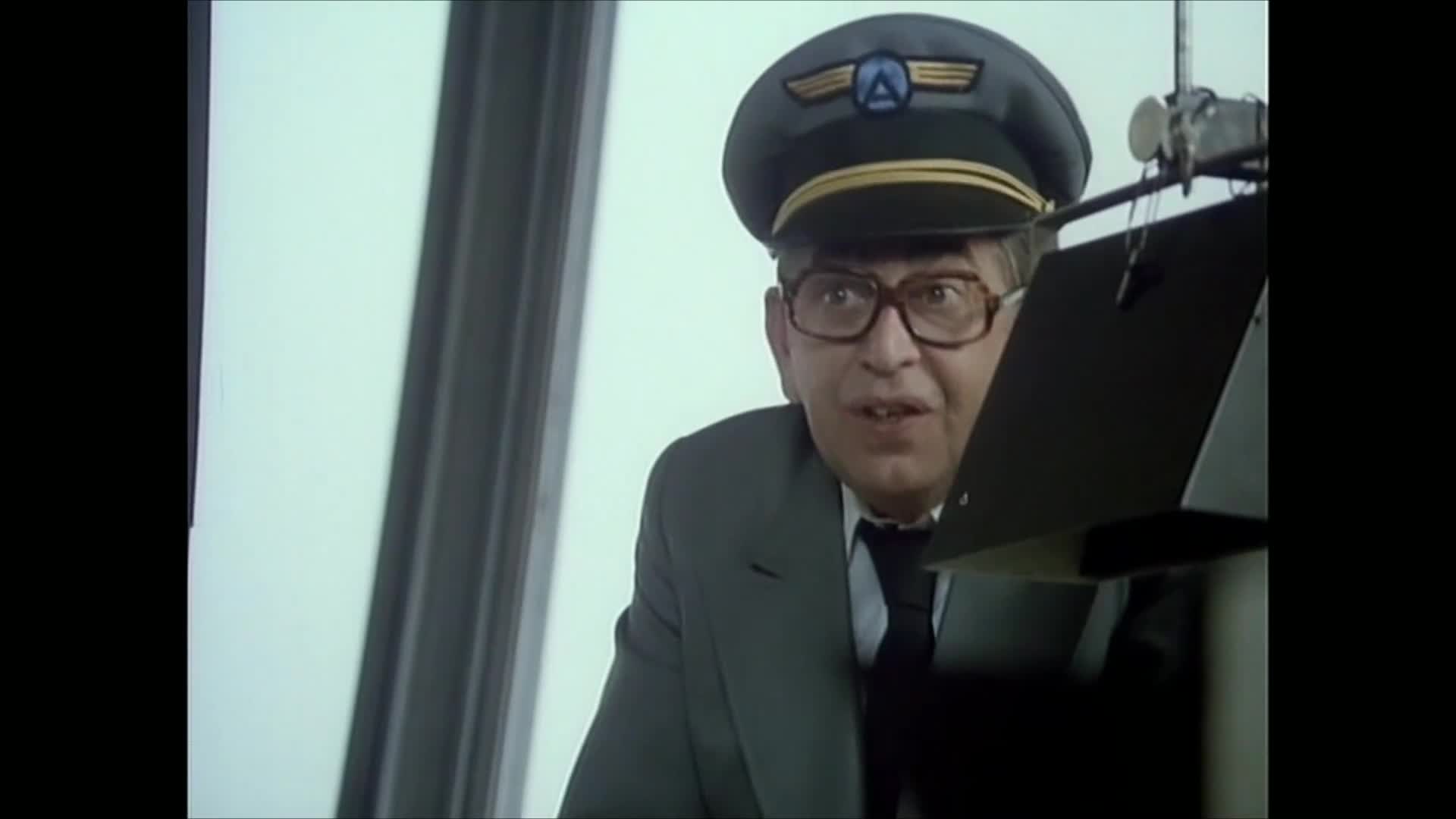 Poplach v oblacích {1979} dobrodružný, komedie 1080p {buřinka} mkv