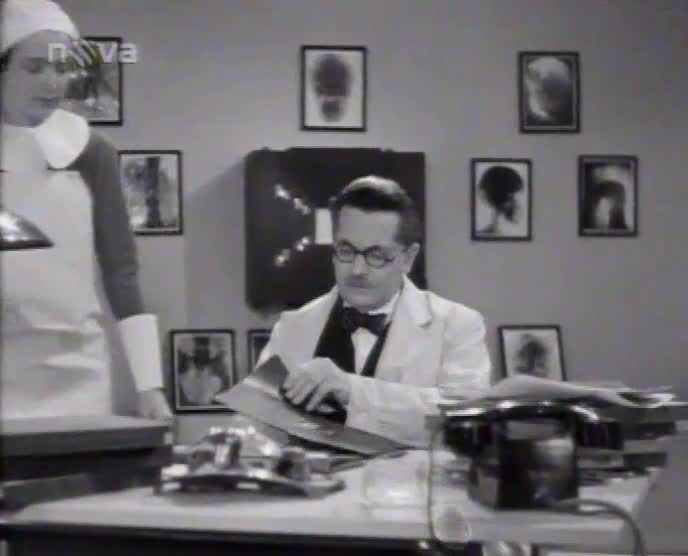 1935 Ať žije nebožtík Hugo Hass mp4