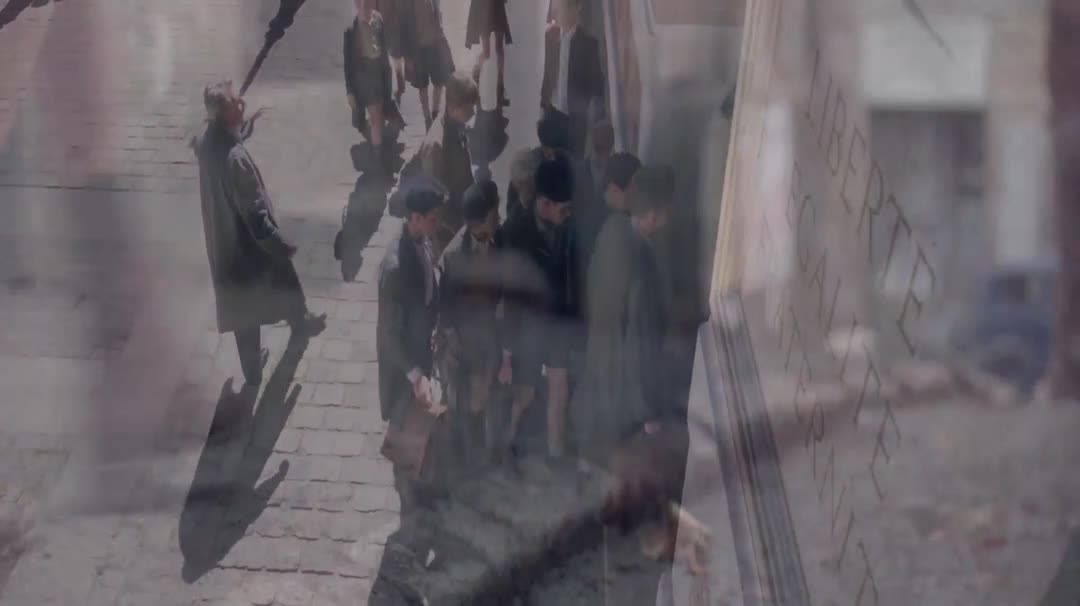 Z Paříže do Paříže (Dorian Le Clech,Batyste Fleurial,Patrick Bruel 2017 Drama Válečný Bdrip 1080p ) Cz dabing mp4