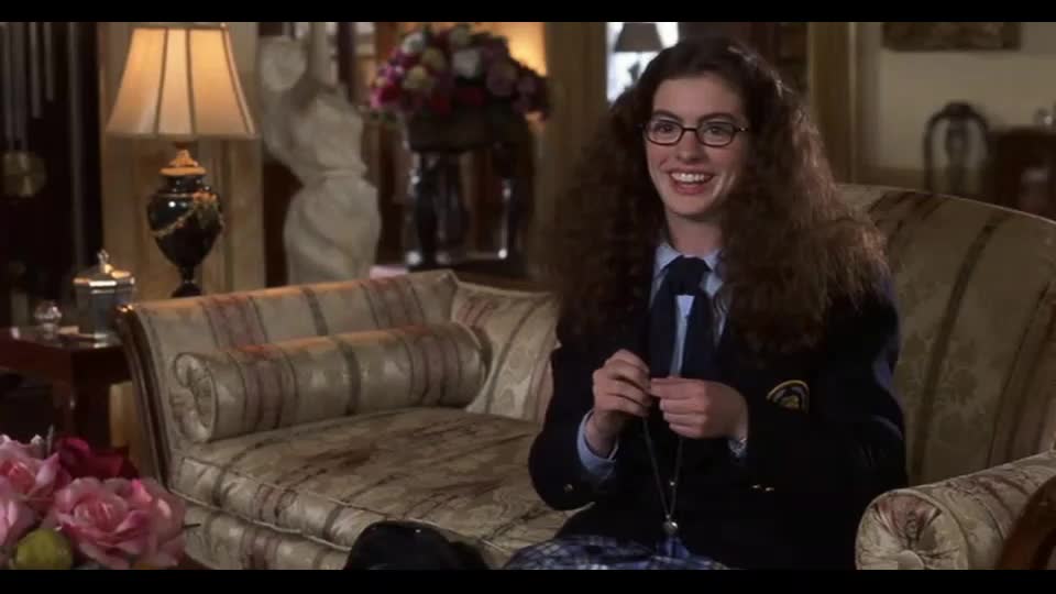 Deník princezny 1 (Julie Andrews,Anne Hathaway,Hector Elizondo 2001 Rodinný Komedie Romantický Bdrip 1080p ) Cz dabing avi