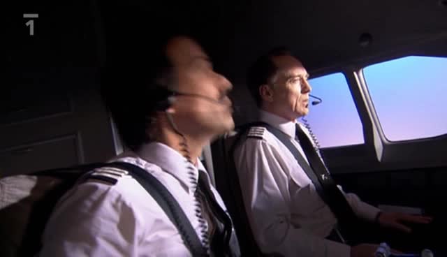Mayday S04E10 Letadlo duchu [Ghost Plane] (cz 368p) avi