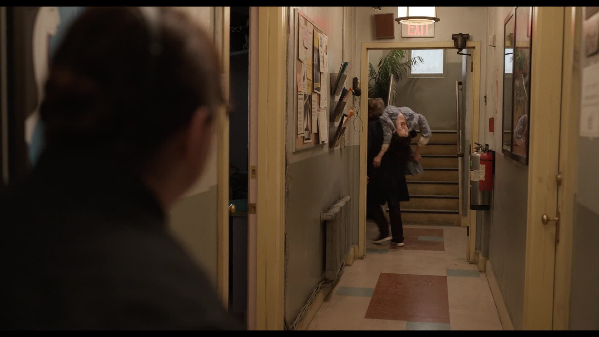 Jen vraždy v budově S03E02 CZ dabing HD 1080p mkv
