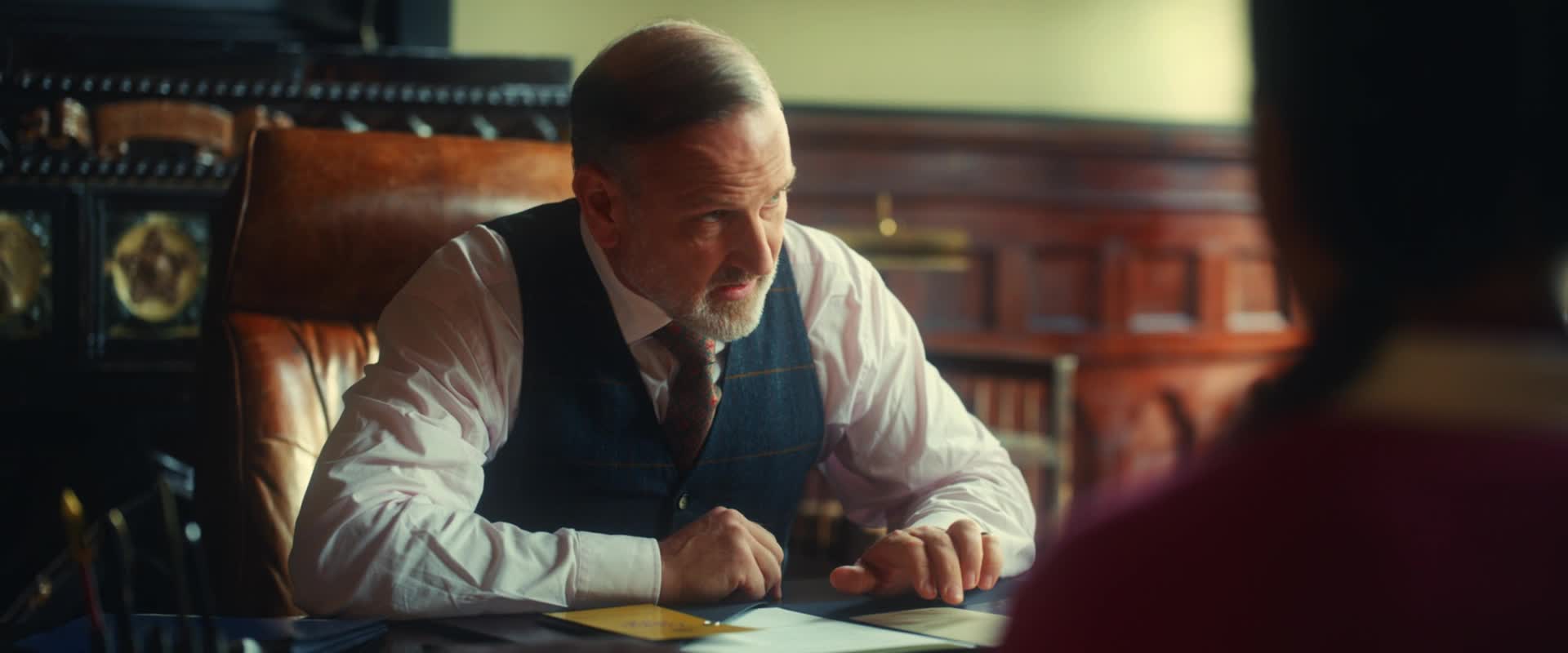 Maxton Hall: Svět mezi námi S02E02 2025 CZ dabing HD 1080p mkv