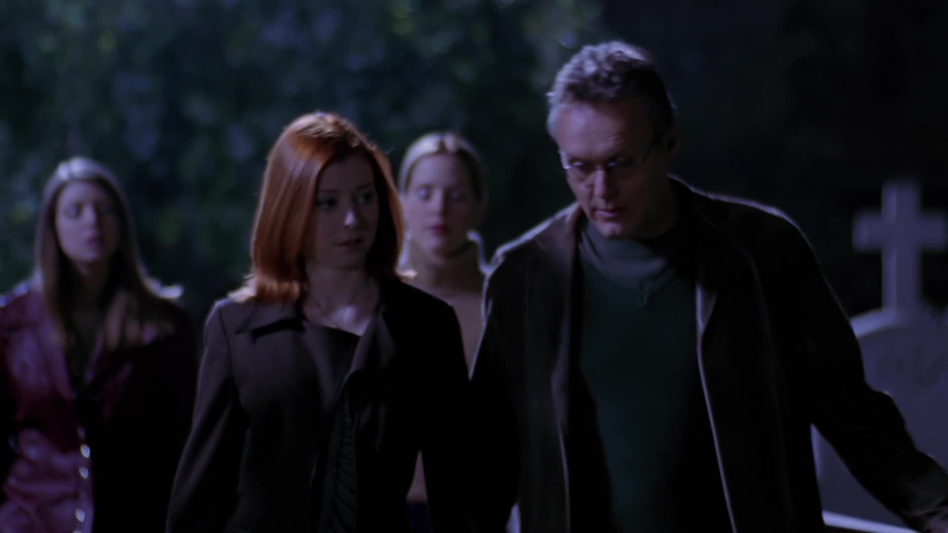 Buffy, přemožitelka upírů S06E01 22 2001 CZ dab 1080p Návrat mezi živé 1 mkv