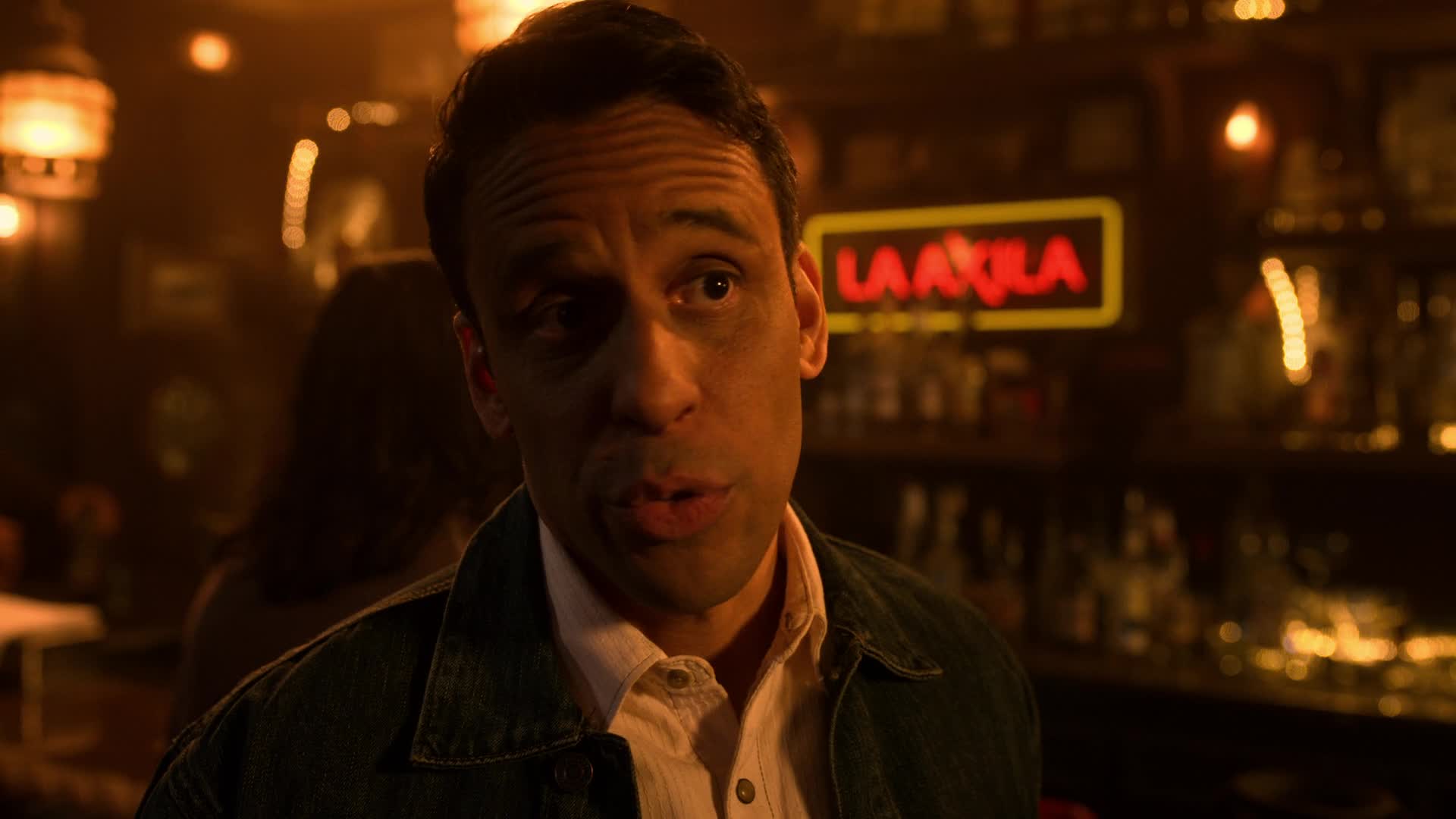 Lucifer S05E12 16 2020 CZ dab 1080p Daniel Espinoza nahý a vyděšený mkv