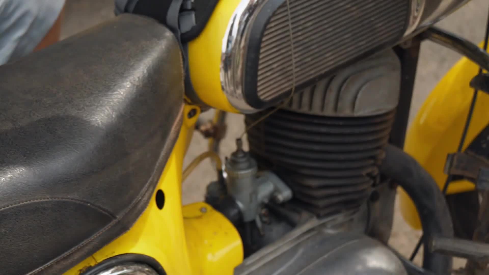 Trabantem z Indie až domů S01E03 14 2019 CZ dab 1080p Bez motoru do Indie mp4