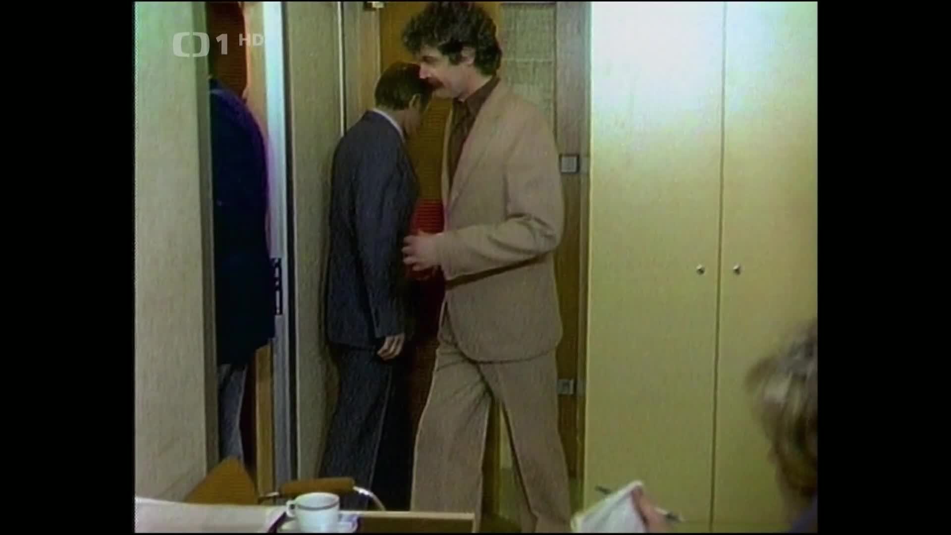 Rozpaky kuchaře Svatopluka S01E09 Sporák {1984} mkv