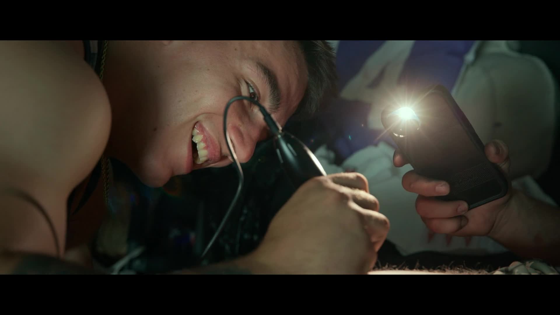 Mariňáci S01E01 {2025} dokumentární AAC 5 1 1080p CZ dabing mkv