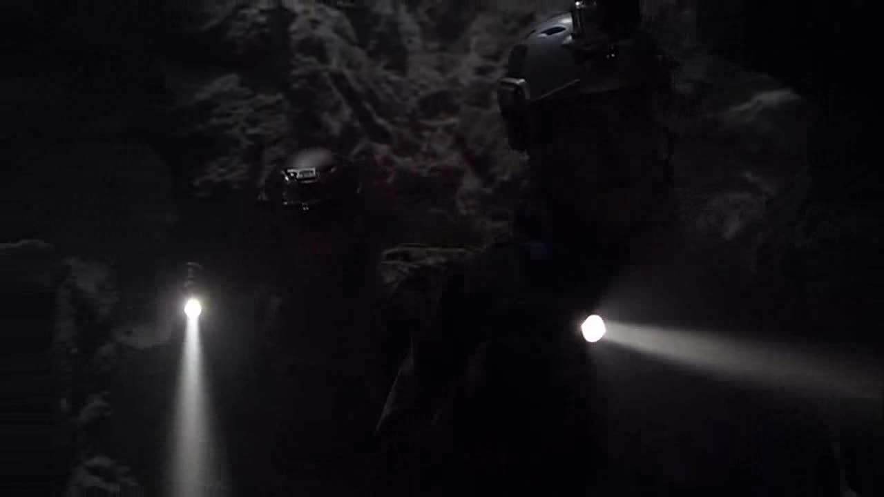 Křišťálová lebka =2014,, CZ avi