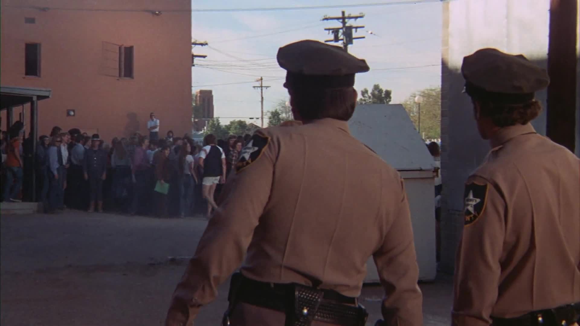 O Julgamento de Billy Jack (1974) Dual Áudio 1080p BluRay x264.mkv