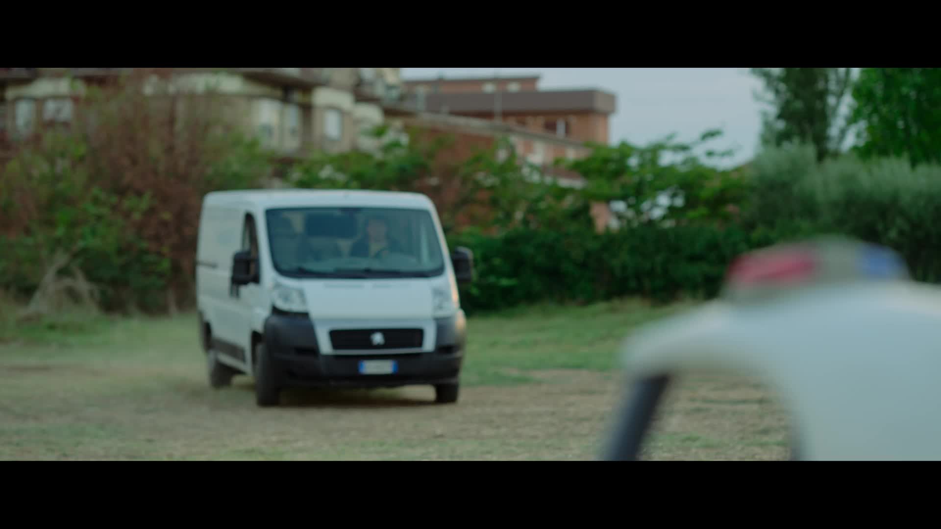 Sara: Žena ve stínu S01E06 2025 CZ dabing HD 1080p mkv