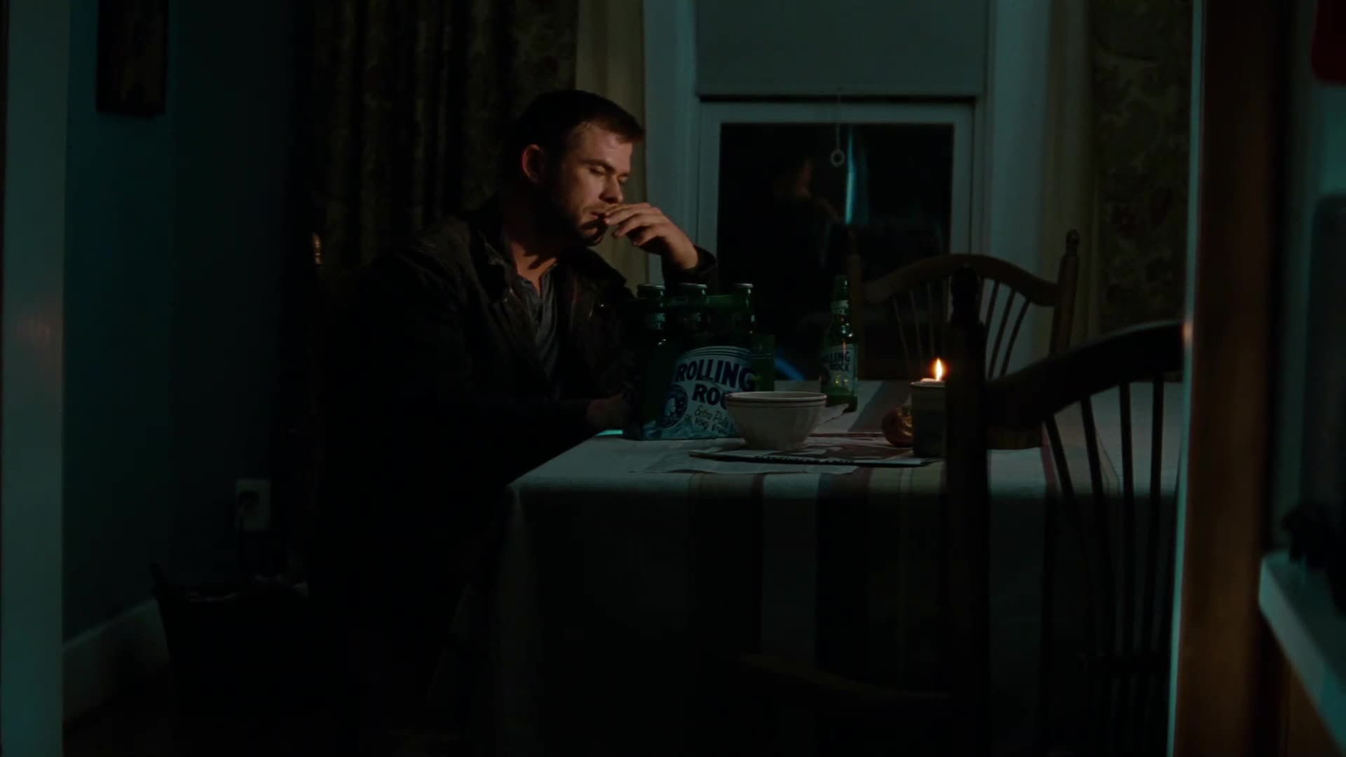 Rudý úsvit Nová krev (Chris Hemsworth, Adrianne Palicki, Josh Peck 2012 Akční Bdrip 1080p ) Cz dabing avi