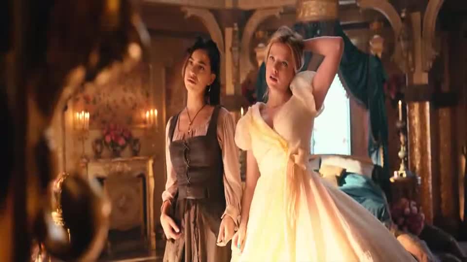 Fakjů princezny (Jella Haase, Gizem Emre, Max von der Groeben 2024 Komedie Fantasy Bdrip 1080p ) Cz dabing mp4