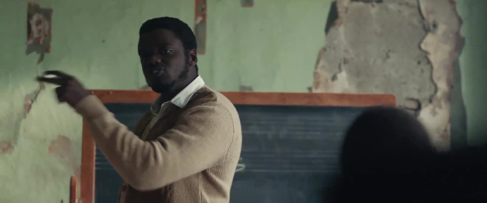 Jidáš a černý mesiáš (Daniel Kaluuya,Lakeith Stanfield,Martin Sheen 2021 Drama Životopisný Historický Bdrip 1080p ) Cz dabing avi
