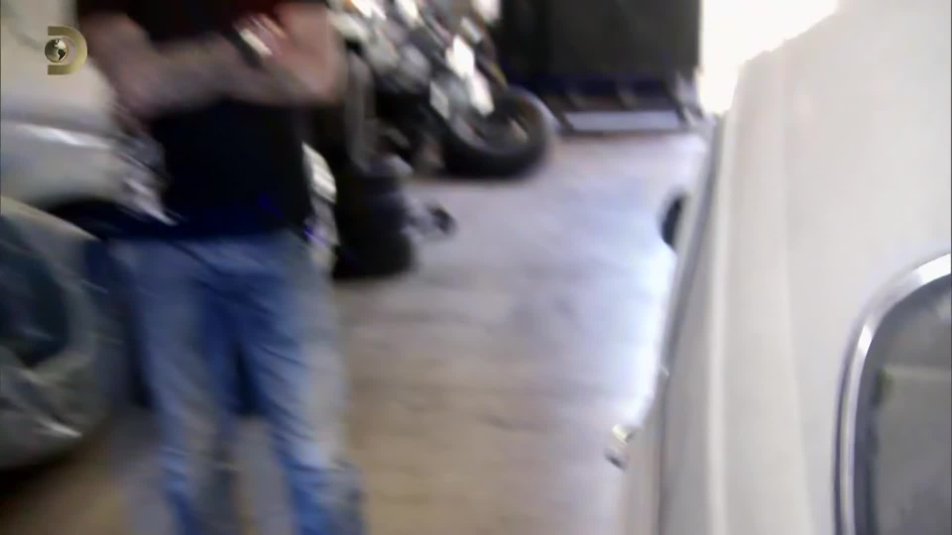 Rychle a hlučně (Dokument TV 2012 Dokumentární Reality TV Bdrip 1080p ) Cz dabing mkv