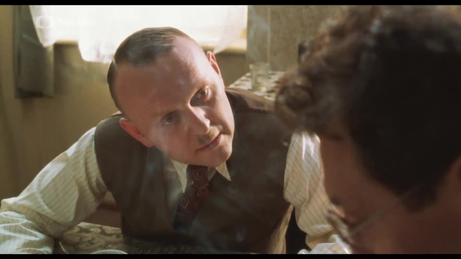 Musime si pomahat 2000 1080p WEB H264 CZ CLMB mp4