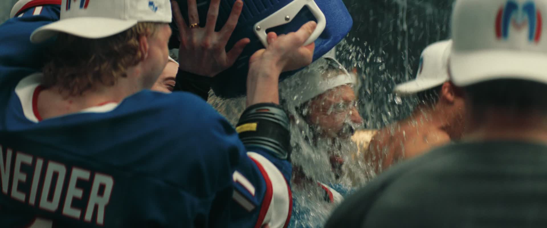 Spalující rivalita S01E04 CZ SK dabing HD 1080p mkv