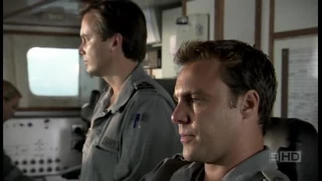 Námořní Hlídka 1x12 Temná voda avi