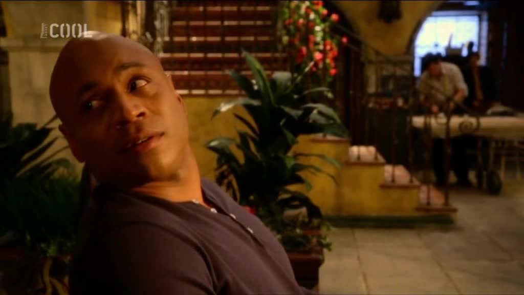 NCIS LA 01x04 Najdi a znic avi