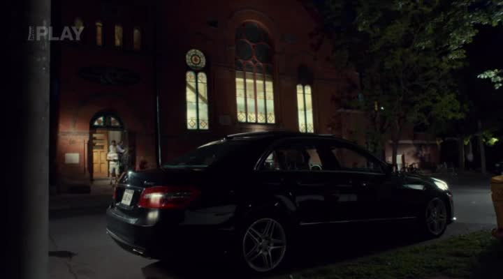 Policejni bazanti 06x01 Násilník cz mkv