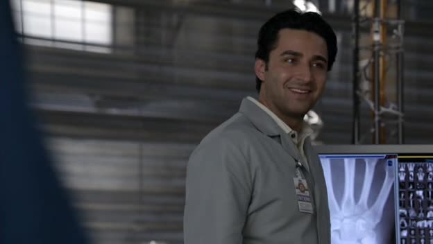 Sběratelé kostí s05e19 Rocker v pračce avi