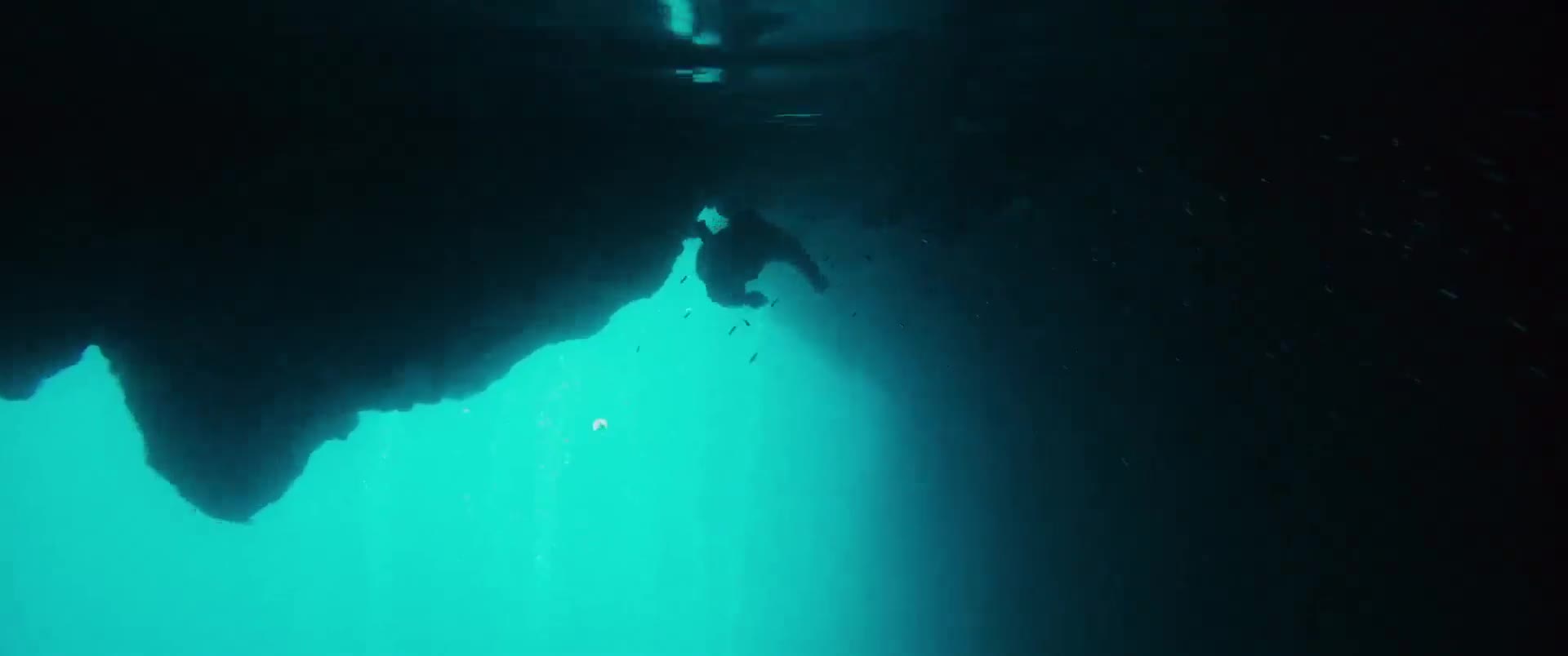 Zabijákova žena a bodyguard =2021, CZ mkv