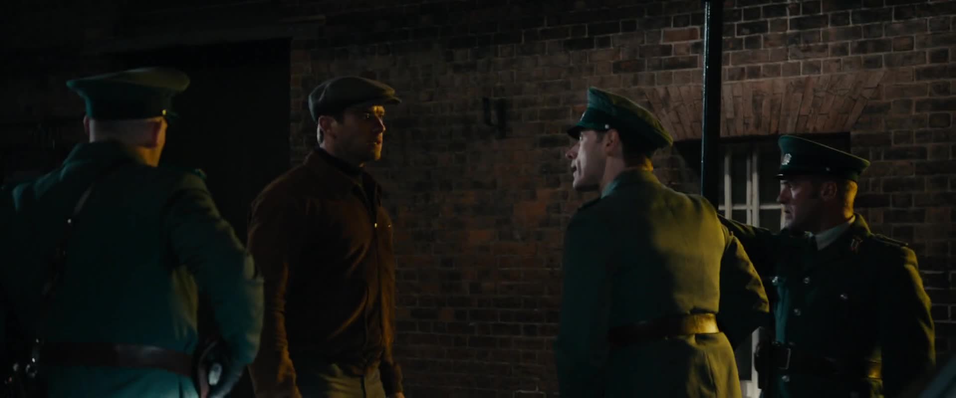 Krycí jméno U N C L E (Henry Cavill,Armie Hammer,Alicia Vikander 2015 Akční Dobrodružný Komedie Bdrip 1080p ) en Cz dabing mkv