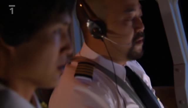 Mayday S04E04 Nezdarene pristani na Guamu [Final Approach] (cz 368p) avi