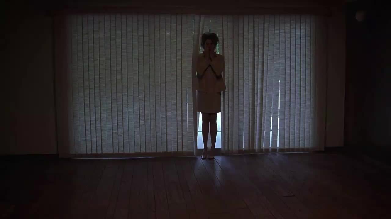Americká krása (Kevin Spacey, Annette Bening, Thora Birch 1999 Drama Dvdrip 1080p ) Cz dabing mp4