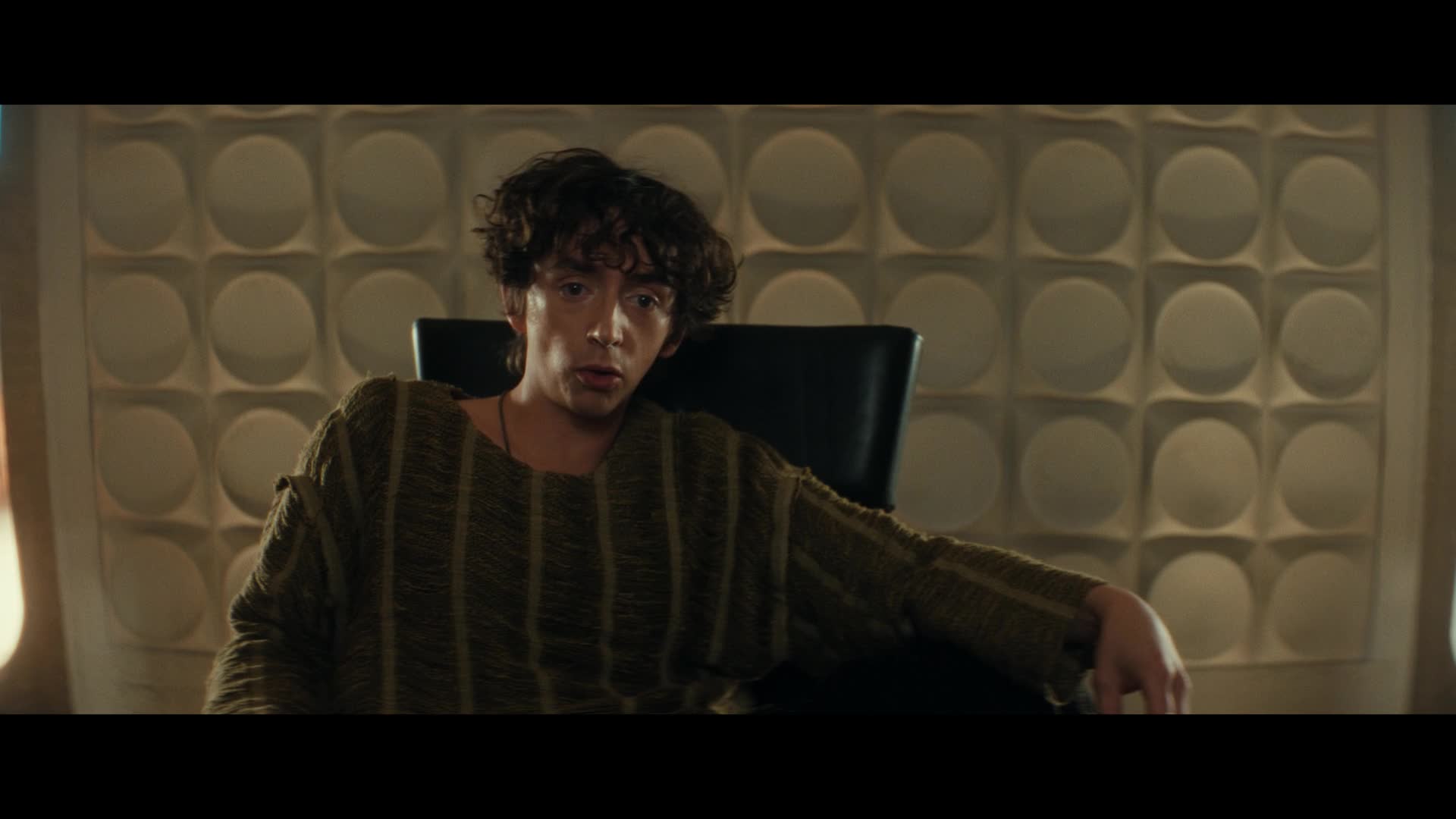 Vetřelec: Země   Alien Earth S01E08 2025 CZ dabing HD 1080p mkv