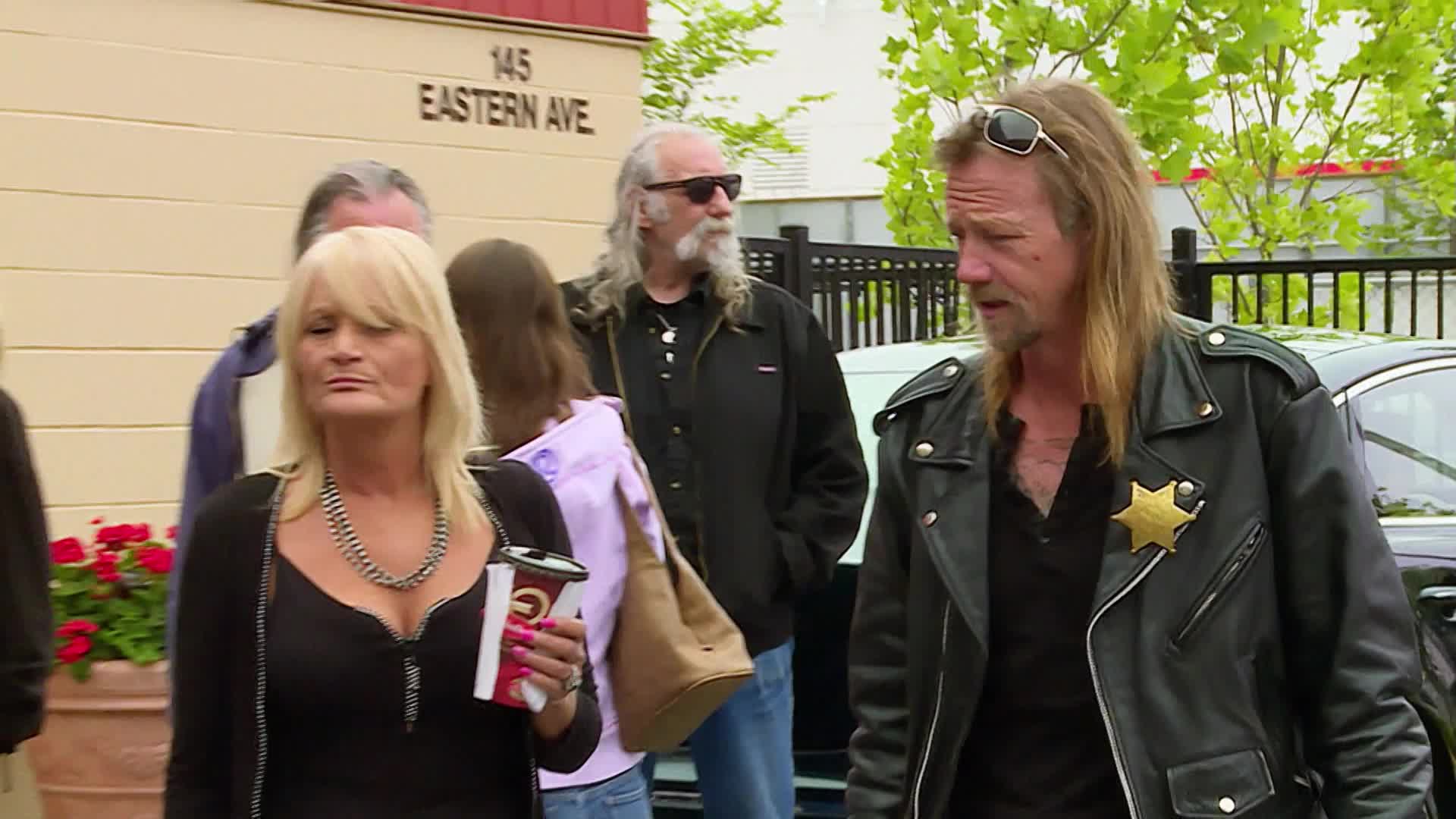 Válka skladů Kanada S02E15 36 2015 CZ dab 1080p Zpověď nebezpečného mima mp4