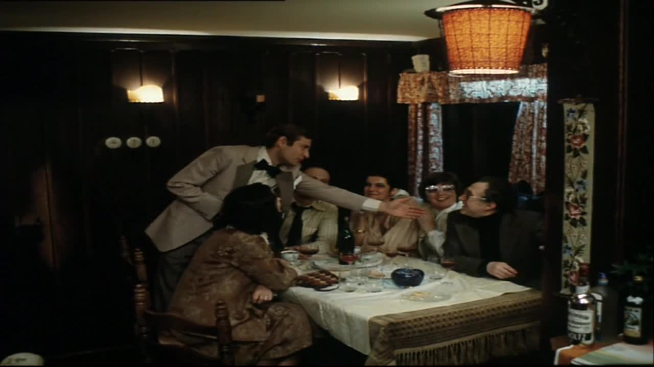 Vrchní, prchni! 1980 CZ dab mp4