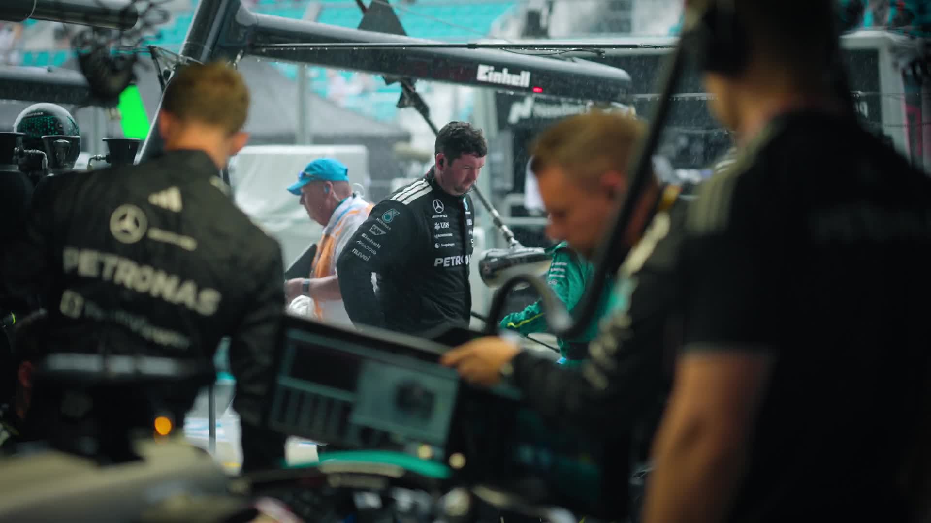 Formule 1: Touha po vítězství S08E06 2026 CZ dabing HD 1080p mkv