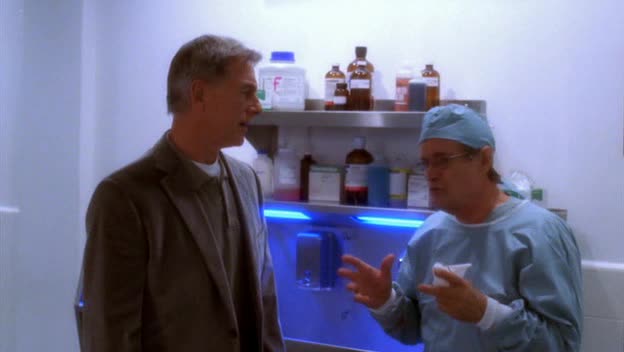 NCIS s04e13 Návrat Sharifa avi