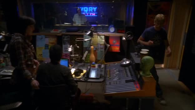 Posel ztracených duší 05x11 Dead Air avi