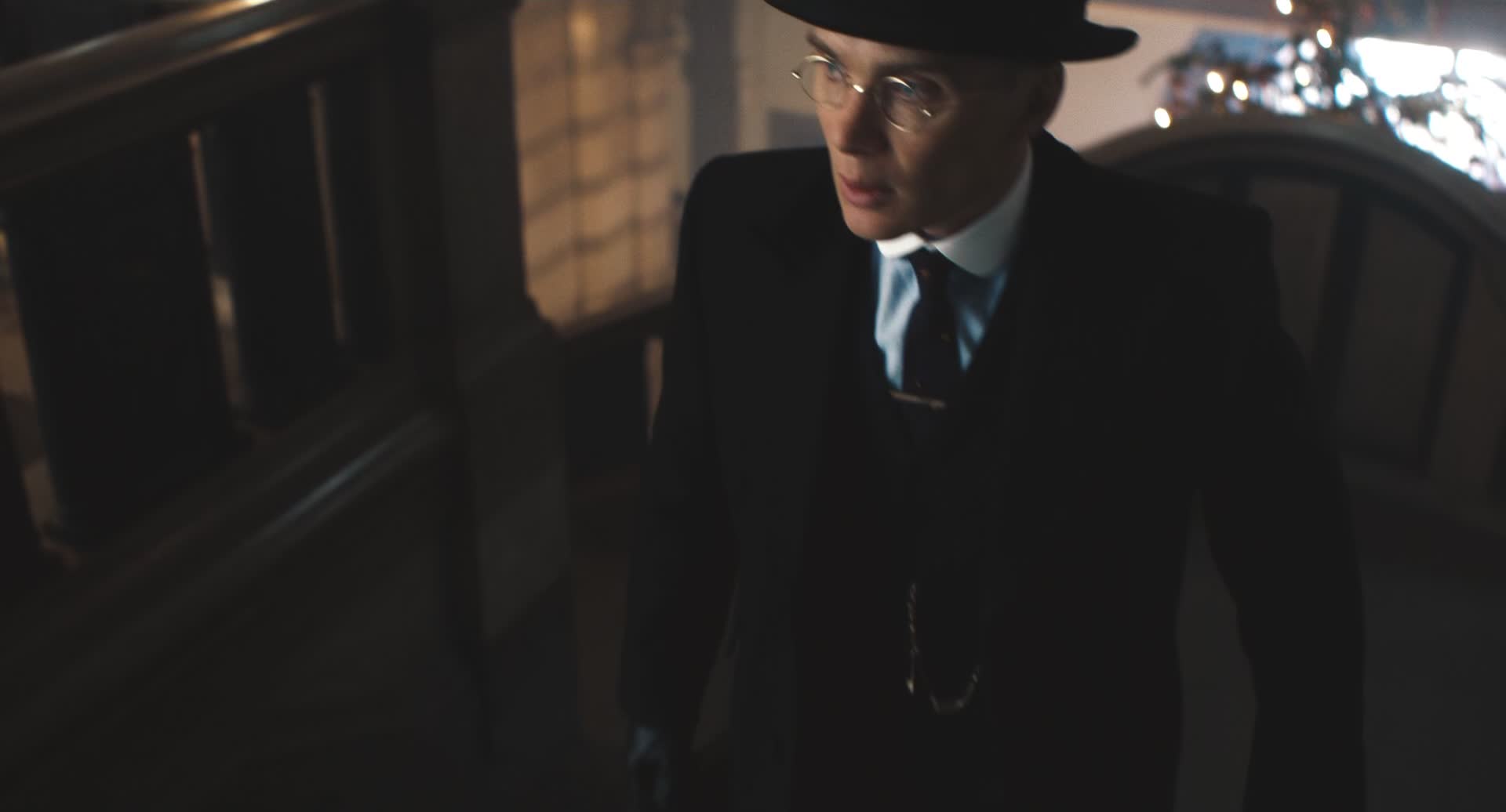Peaky Blinders Gangy z Birminghamu S04E01 1080p BluRay x265 RARBG mp4