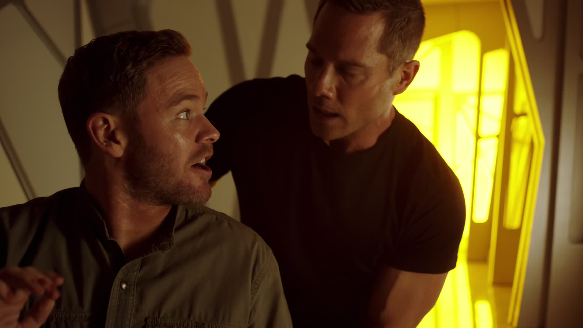 Killjoys Vesmírní lovci S05E03 10 2019 CZ dab 1080p Tři Killjoyové a Lady mkv