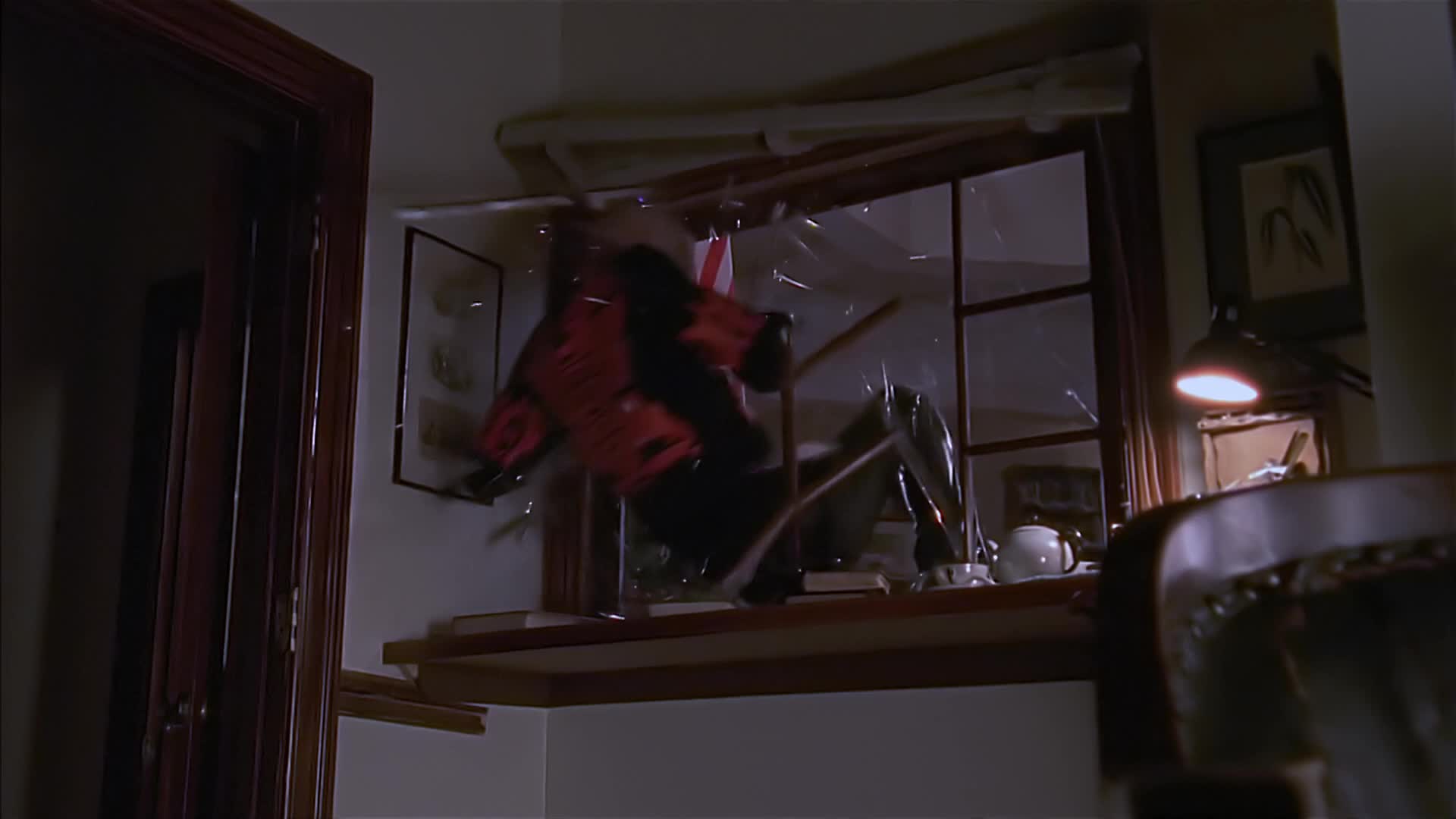 Buffy, přemožitelka upírů S03E01 22 1998 CZ dab 1080p Anne mkv