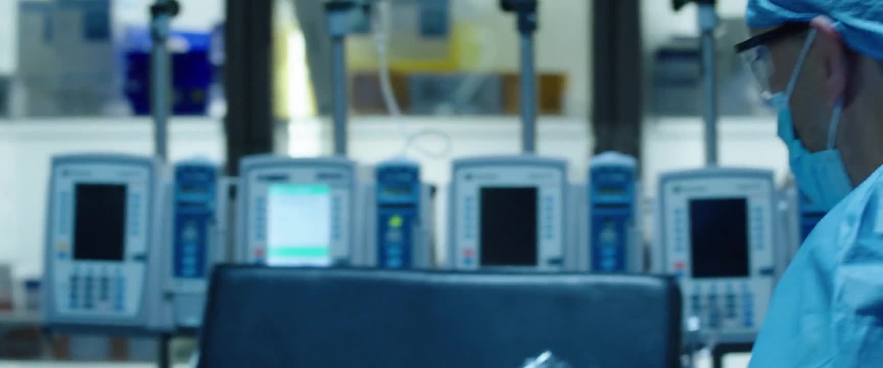 Vesmír mezi námi 2017 CZ dab mp4