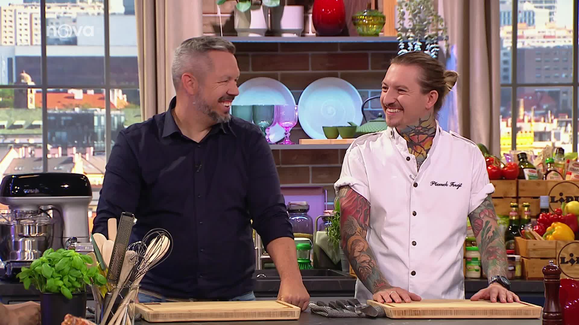 Ledničko, vyprávěj! S01E05 26 2025 CZ dab 1080p Vepřové koleno a Brambory mp4