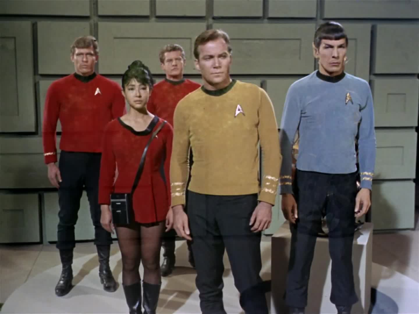 Startrek Original serie remastered S01E23 Příchuť zkázy Cz En (A Taste of Armageddon Cz EN tit) mkv