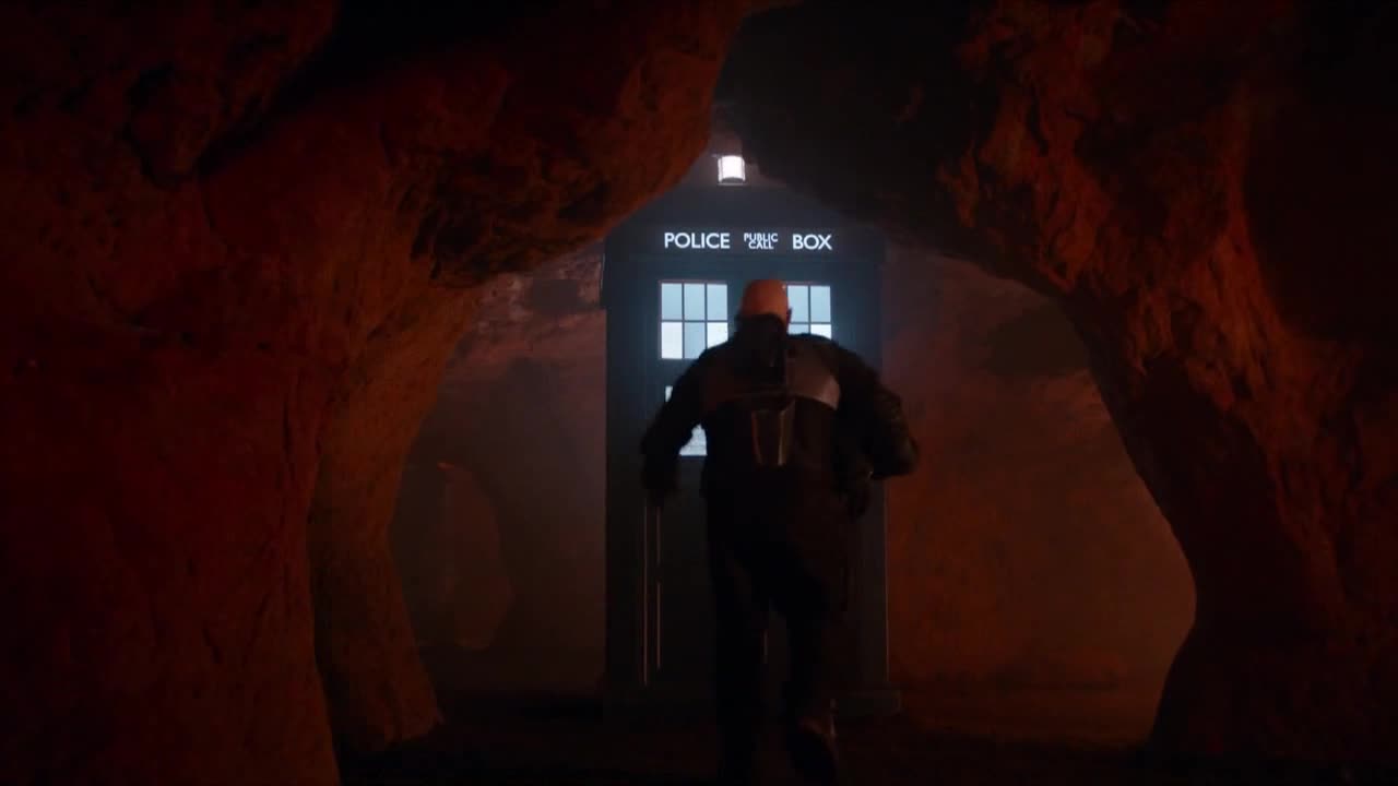 Pán Času Doctor Who S10E09 královna Marsu Empres Of Mars CZt avi