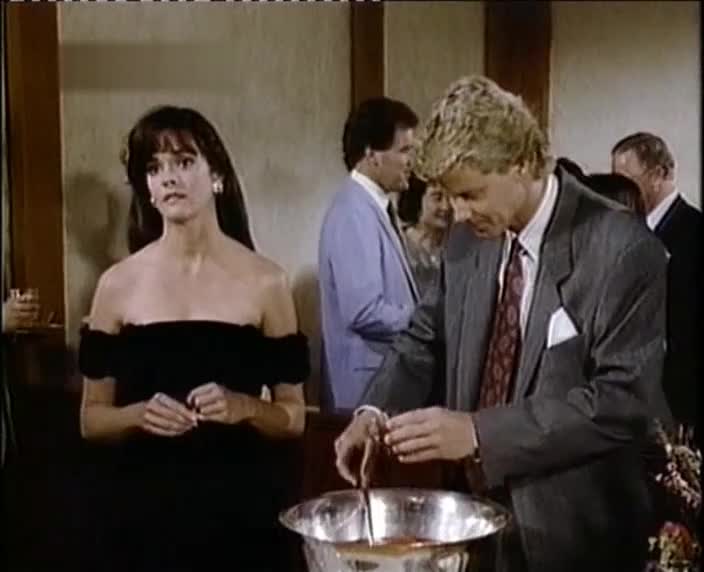 00Jake a Tlusťoch s03e12 V tichu noci mp4